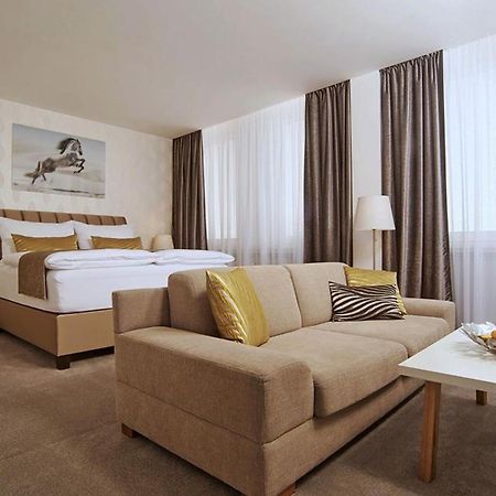 קושיצה Privilege - Empire Hotels Group מראה חיצוני תמונה