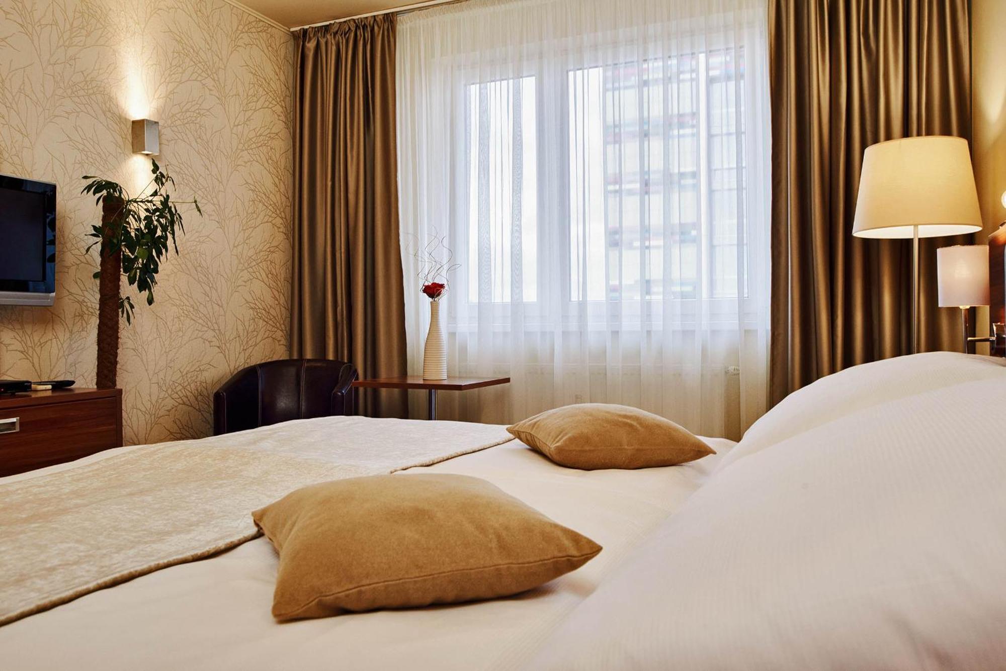קושיצה Privilege - Empire Hotels Group מראה חיצוני תמונה