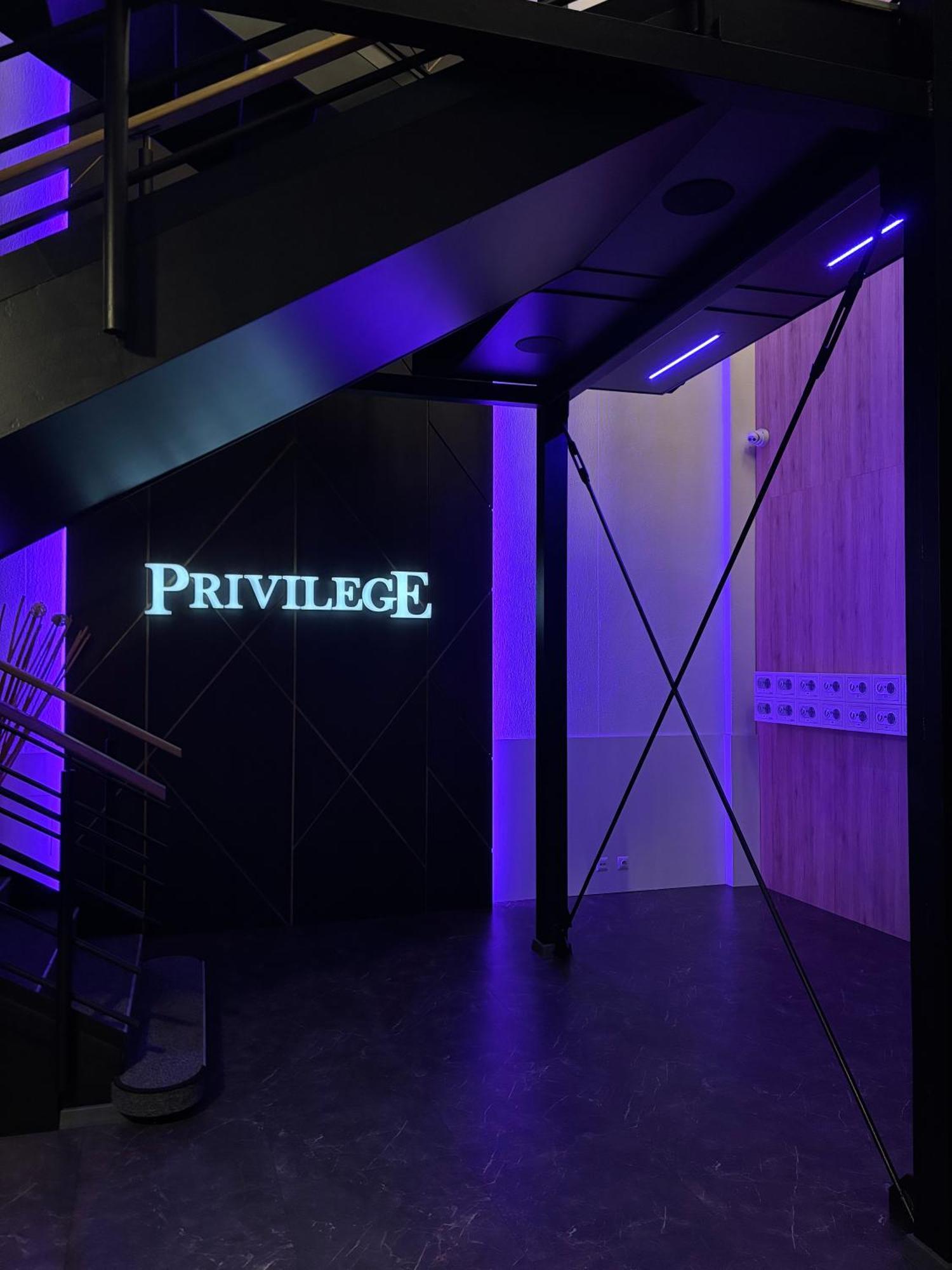 קושיצה Privilege - Empire Hotels Group מראה חיצוני תמונה