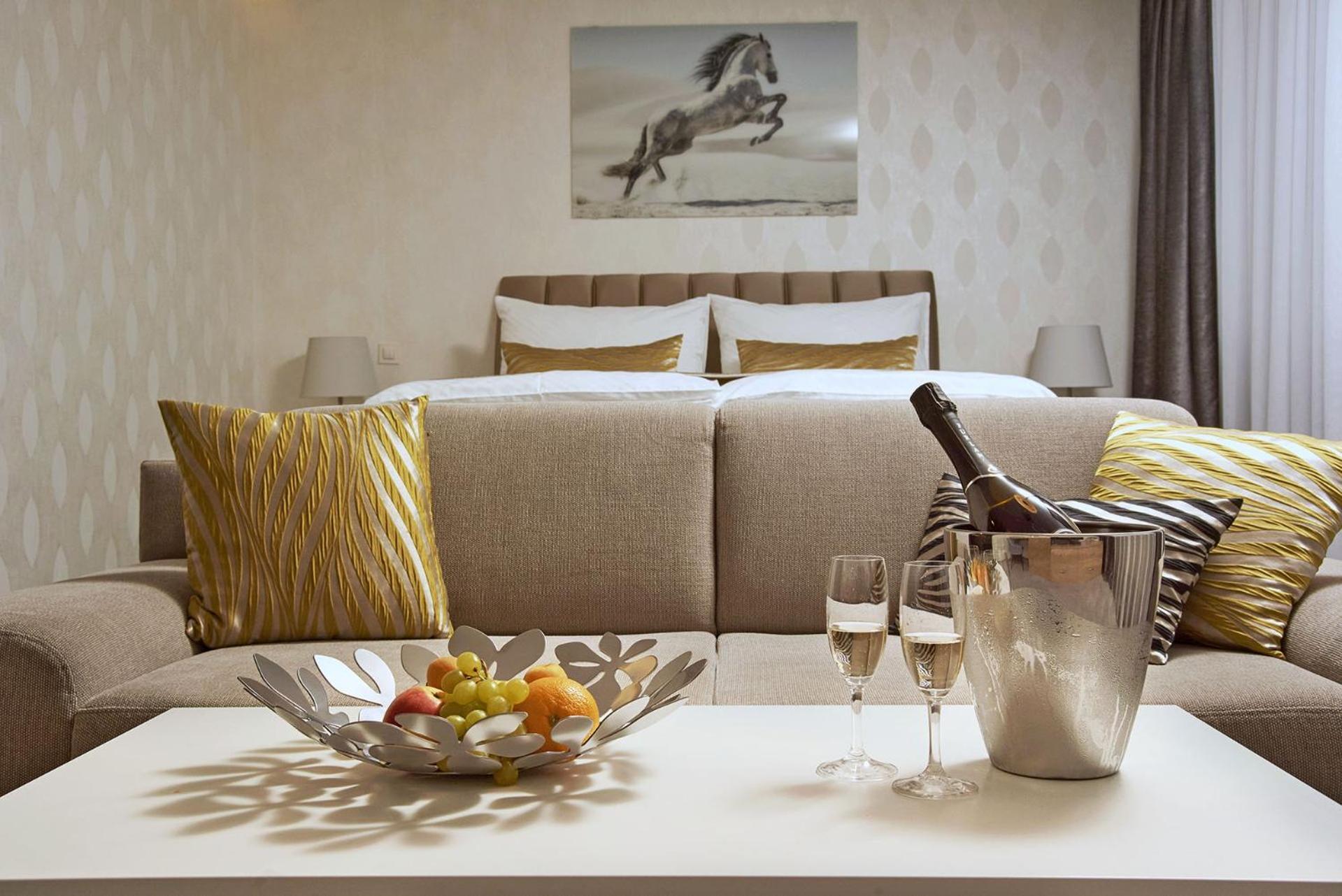 קושיצה Privilege - Empire Hotels Group מראה חיצוני תמונה