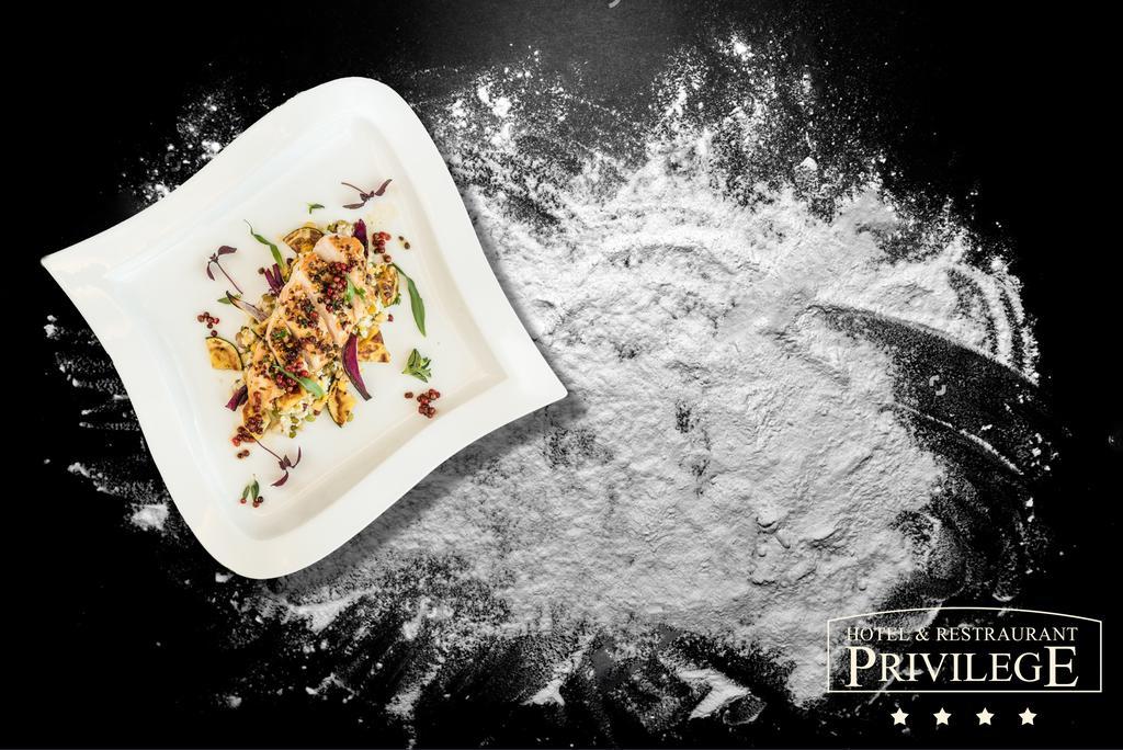 קושיצה Privilege - Empire Hotels Group מראה חיצוני תמונה