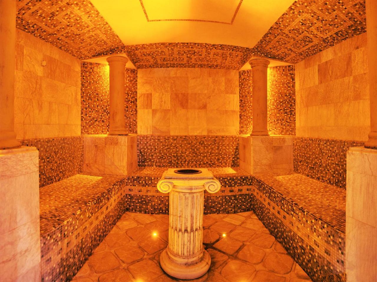 קושיצה Privilege - Empire Hotels Group מראה חיצוני תמונה